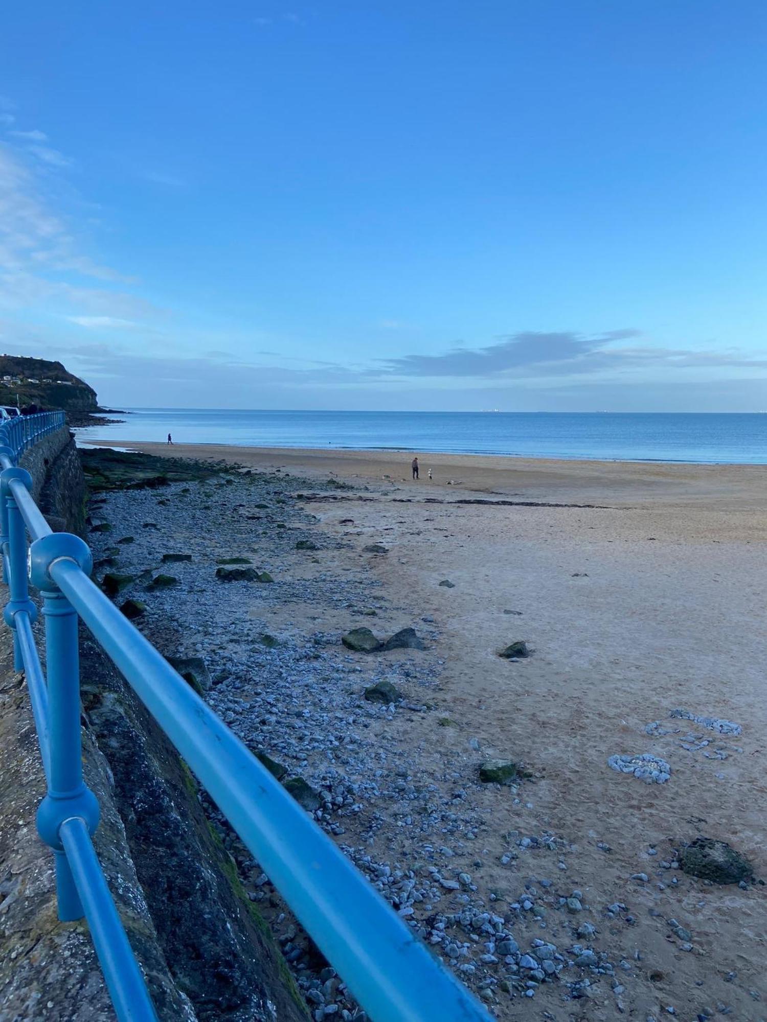 Ger-Y-Bwlch - Spacious Static On 5Star Site With Swimming Pool Benllech Exterior photo